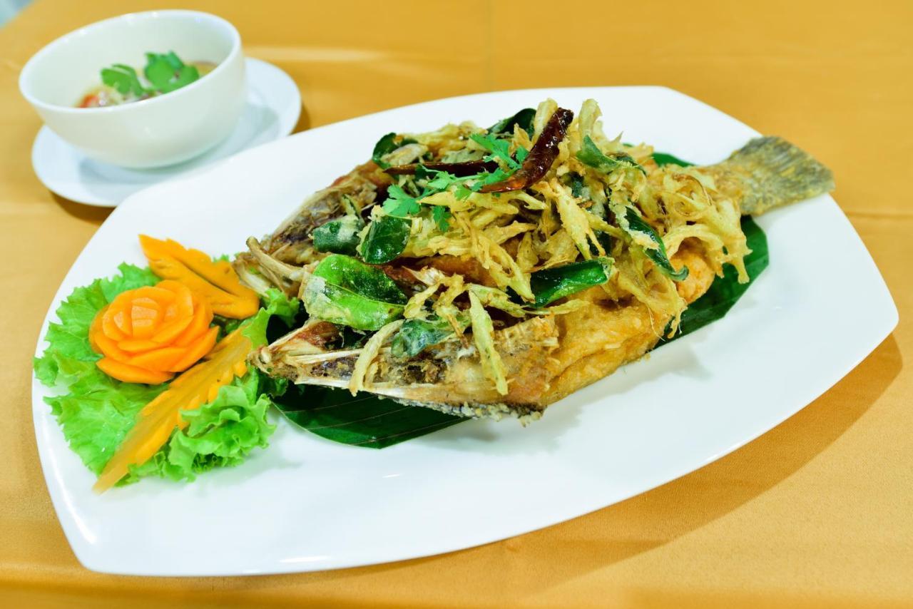Rapeepan Ville Hotel Ubon Ratchathani Eksteriør bilde